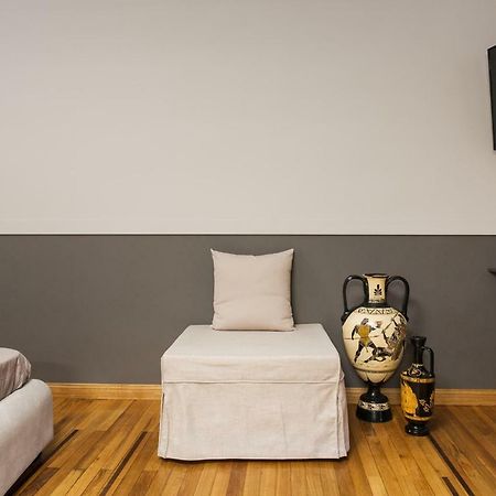 Step One | Luxury Suites Right In The Heart Of Acropolis Next To Metro Station Athens Luaran gambar